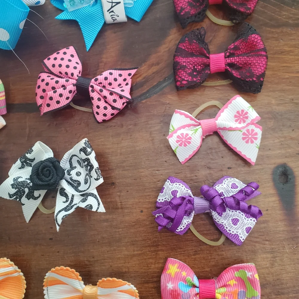 Great Bundle of 14 Dog Grooming Barrettes Hair Bows